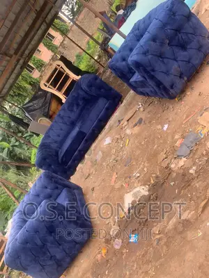 Blue Chesterfield 5seater Sofa
