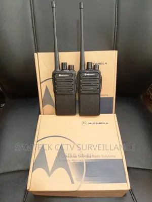 Motorola M9 UHF Two Way Radio