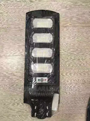 New Morden 400 Wats L E D All In One Solar Street Light