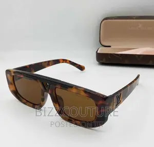 Original LOUIS VUITTON Sunglasses Available in Store