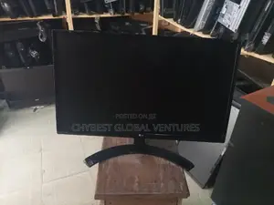 24 Inches LG Monitor