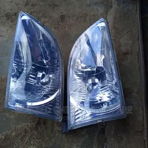 Headlamp Toyota Sienna 2001-2002