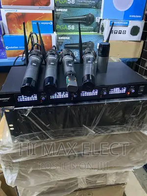 4in1 SHURER UGX 5 Wireless Professional MICROPHONE