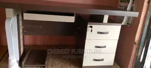 Standard Executive Table for Office