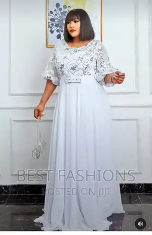 Elegant Ladies Dinner Ball Gown