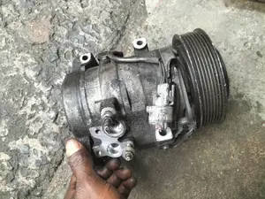 Toyota Sienna 2015-2020 Model Manual Ac Compressor Is Availa