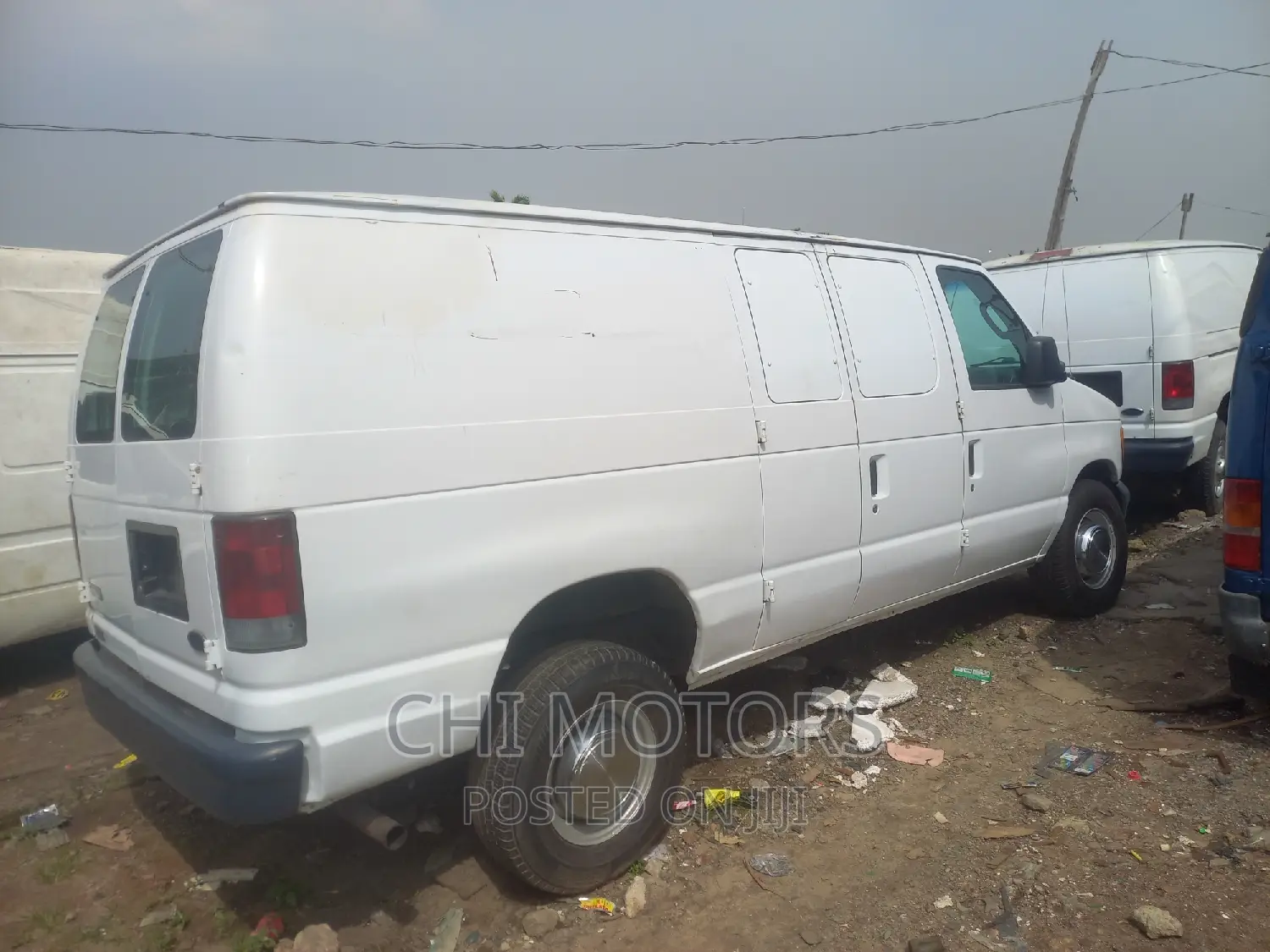 Ford E250 2005 White