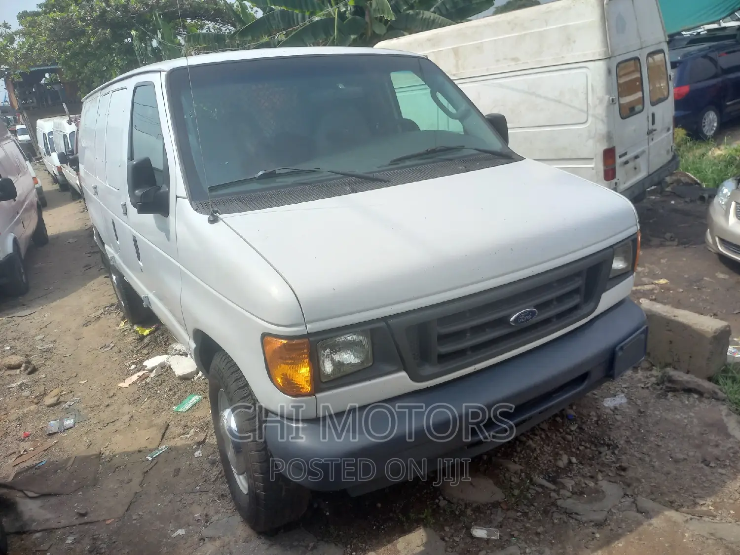 Ford E250 2005 White