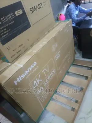 55inch Hisense Uhd Smart TV (F)