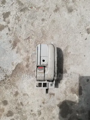 Inner Door Handle for Toyota Corolla