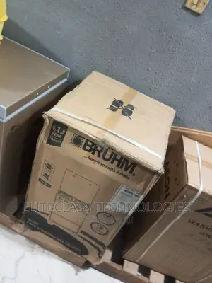 Brand and New Glass Lip 4 Burner Bruhm Gas Cooker BGC-55401b