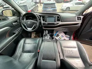 Toyota Highlander 2017 Burgundy