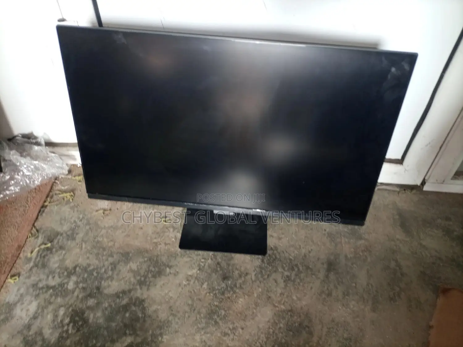 27 Inches Samsung