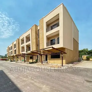 4bdrm Townhouse/Terrace in Jahi Main Abuja, Jabi for Sale