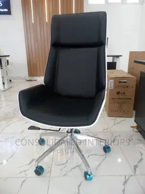 Modern Executive /Conference Chair