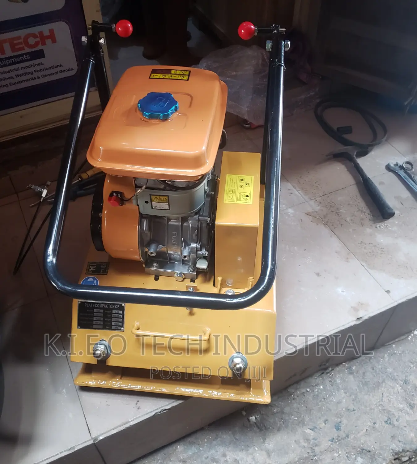 C-90 Compactor Plate Machine