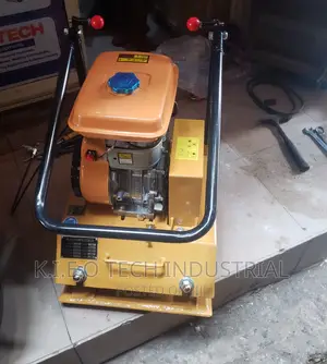 C-90 Compactor Plate Machine