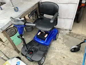 Double Front Tyres Scooter Wheelchair