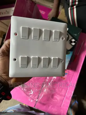 8 Way Switch