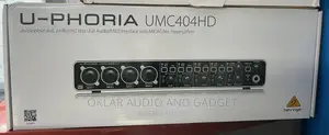 Behringer U-Phoria Umc404hd Audio Interface
