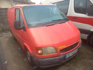 Ford Transit 2005 Red