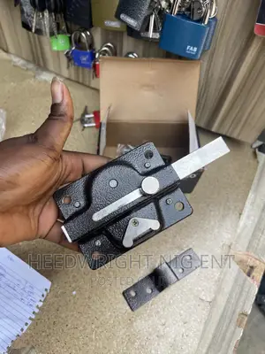 EZCURRA 4 Turn Security Lock