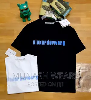 Luxury BALENCIAGA T-Shirt