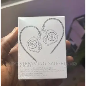 Kz-Edx Pro in-Ear Monitors for Performances on Stage/Online