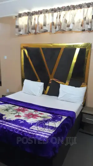 10500 Discounted Deluxe Rooms at African Princess Hotel