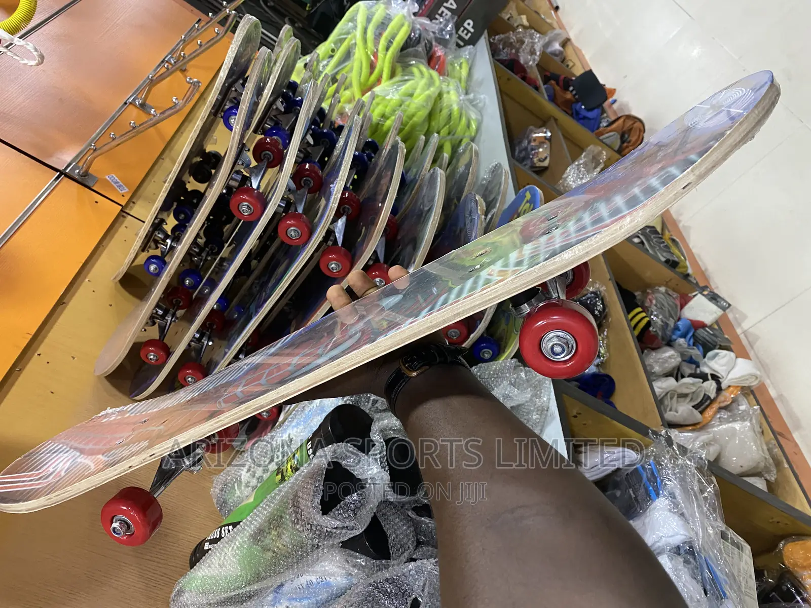 Skateboard (Dst)