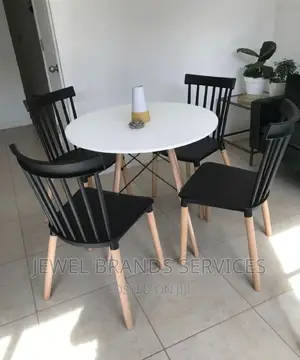 Restaurant/ Dining Chairs With Table