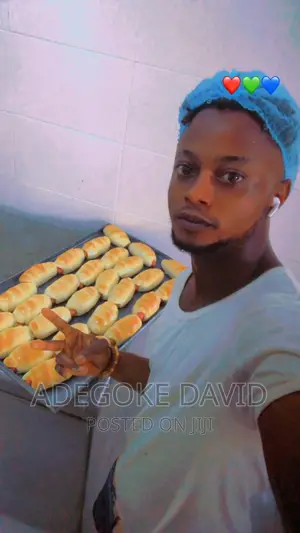 Pastry Chef $ Bread Maker