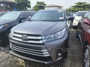 Toyota Highlander 2017 Gray