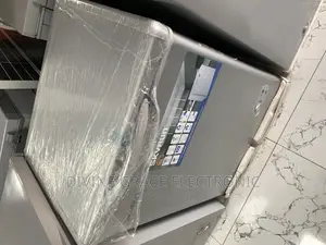 100 Liters Skyrun Freezer