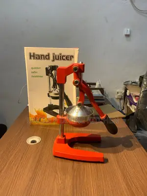 Manual Quality Hand Juicer, Live Healthy Always.