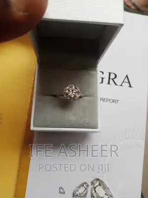 Real Mossanite Diamond Engagement/Proposal Ring 007 - Silver