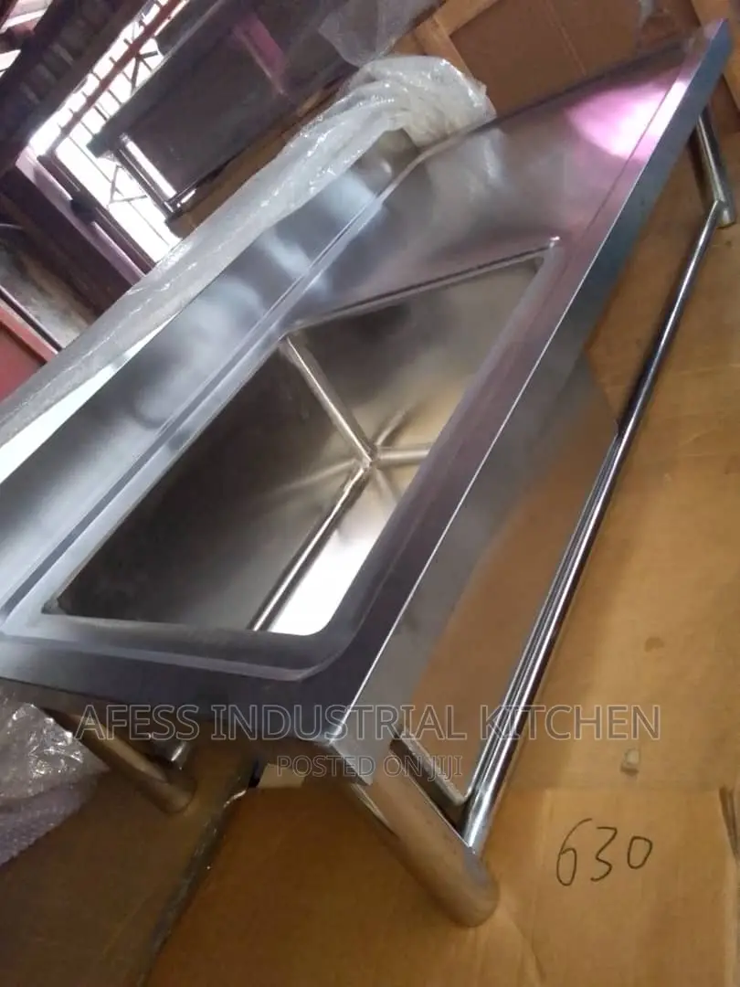 Single Sink With Side