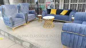 Classique Intricate Sofa Set