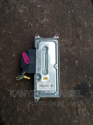 Amplifier Audi 2015