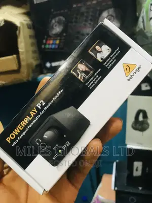 Behringer Powerplay P2