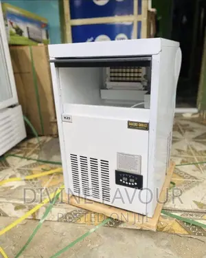 Ice Cube Maker