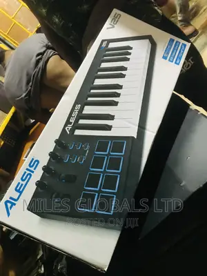 Alesis V25 Midi Keyboard