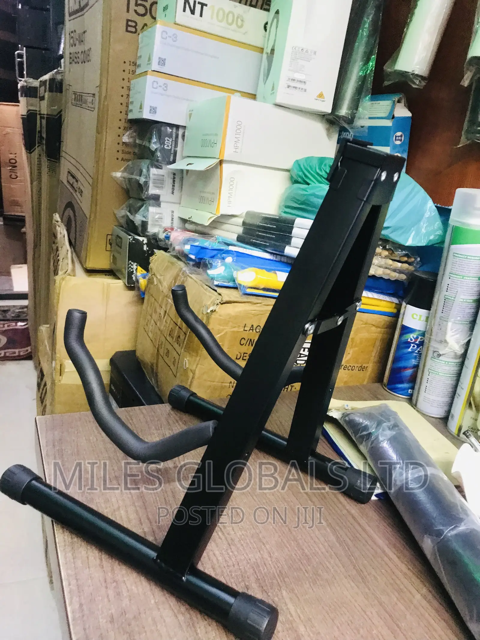 Professional Guitar Stand