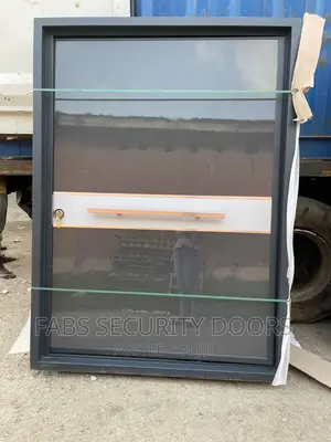 Pivot- Door (Normal Height)