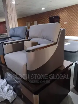 High Quality Imported Complete Set Home Sofa Chair.