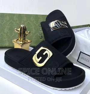 MP: Gucci Slides