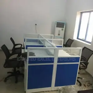 Four Seaters Office Workstation