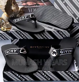 Givenchy Leather Slipers COLLECTION’S