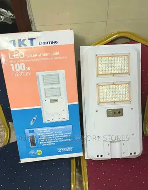 100 Walts Akt Solar Light