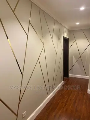 Vinyl Floor With Beautiful Edge Tape in the Room